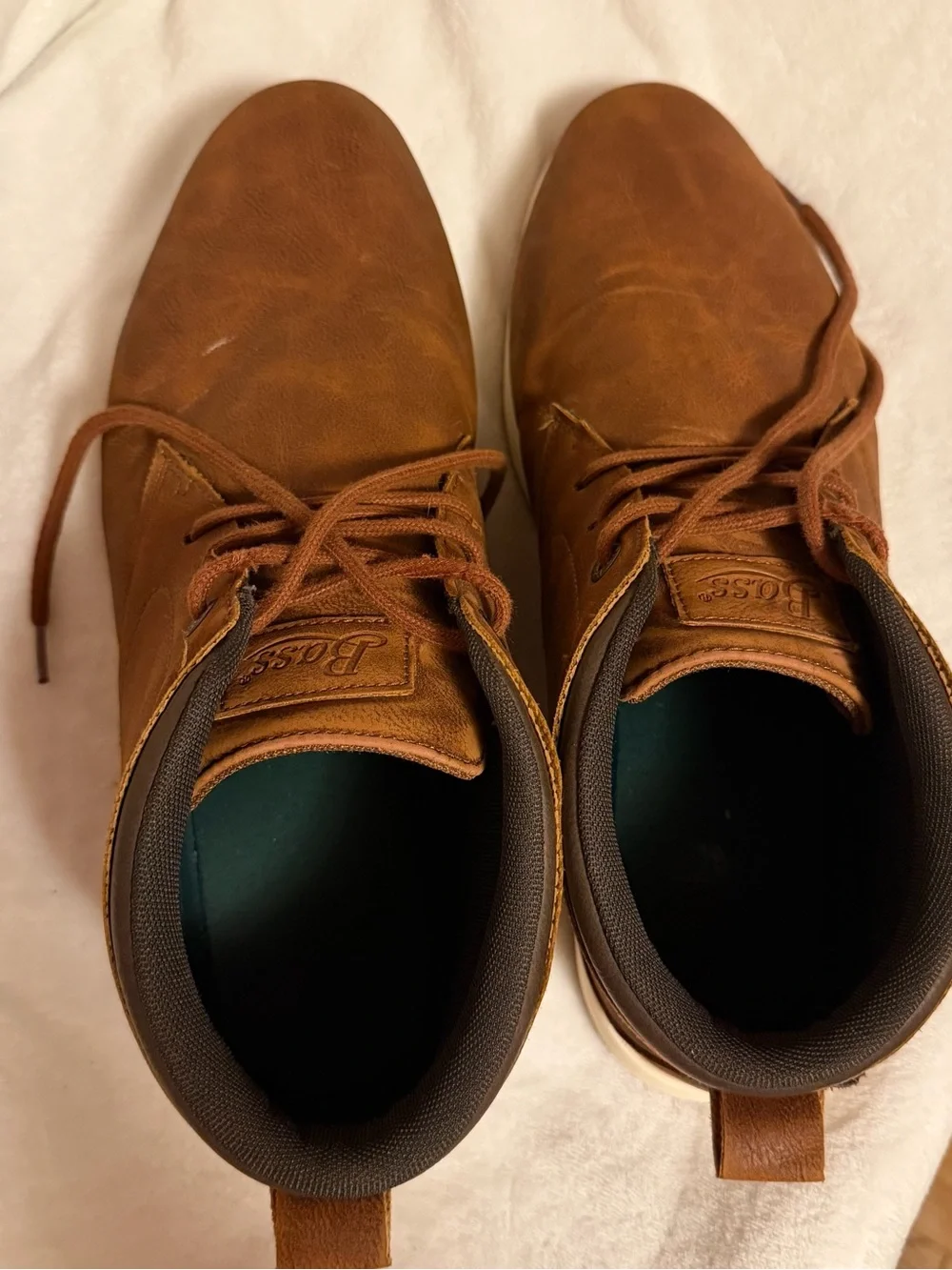 Bass chukka boots